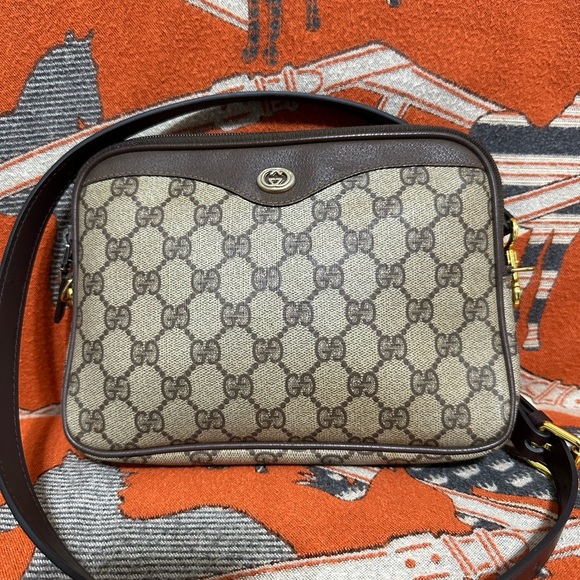 GUCCI❤️🌟GG MONOGRAM W/ UNBRANDED LONG STRAP BAG ⭐️ - Picture 1 of 8